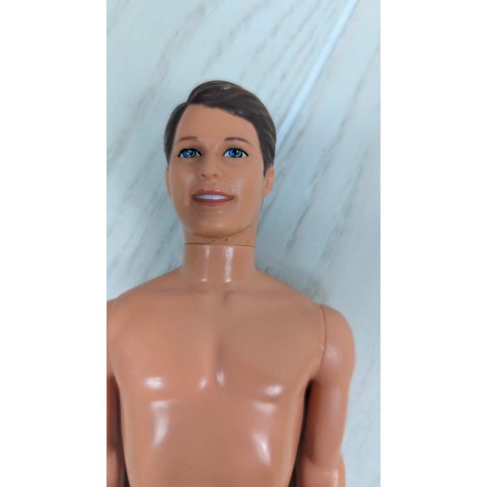 Mattel Vintage 90s Ken barbie doll Brunette Blue Eyes Nude - Picture 9 of 10
